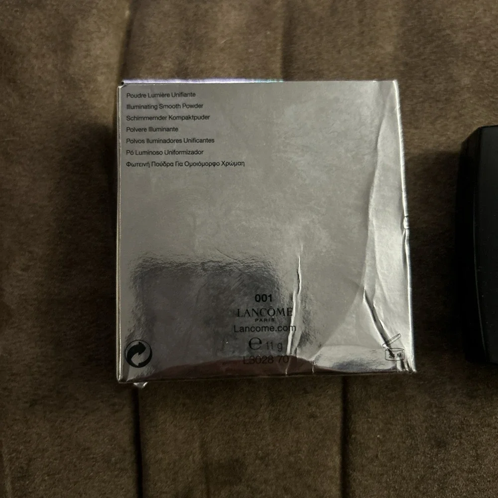 Lancome La Roseraie‎ Illuminating Smooth Powder 001